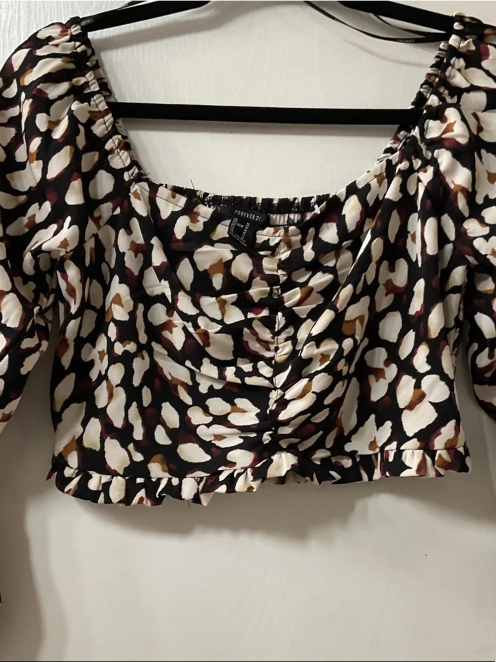 Forever 21 Black, Cream & Brown Printed Ruched Crop Top - Picture 3 of 5